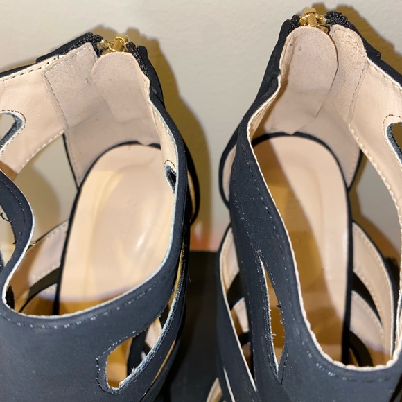 Excellent Condition Charlotte Russe Avalon Black Suede 
Stacked Pumps Stilettos - Picture 7 of 12